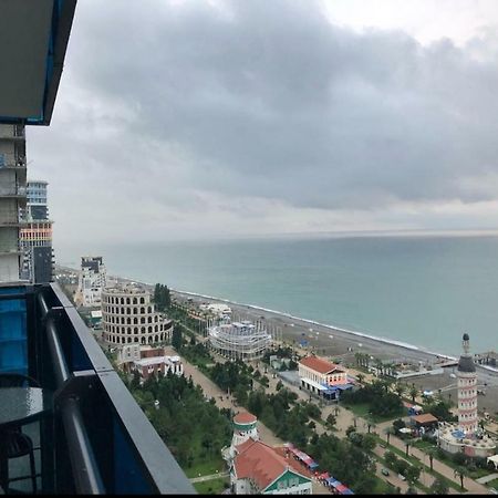 Lamar Hotel Batumi Exteriör bild